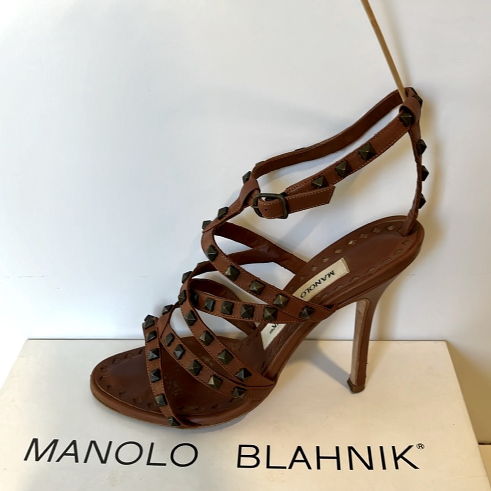 Manolo Blahnik Ibiza Bulgaro Luggage Brown Leather Studded Strappy Heels Sz 36 6